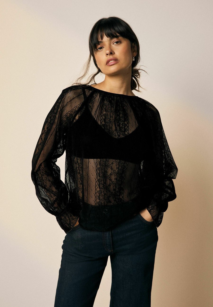 Блуза Next Blouse, Black
Блуза Next Blouse, Black