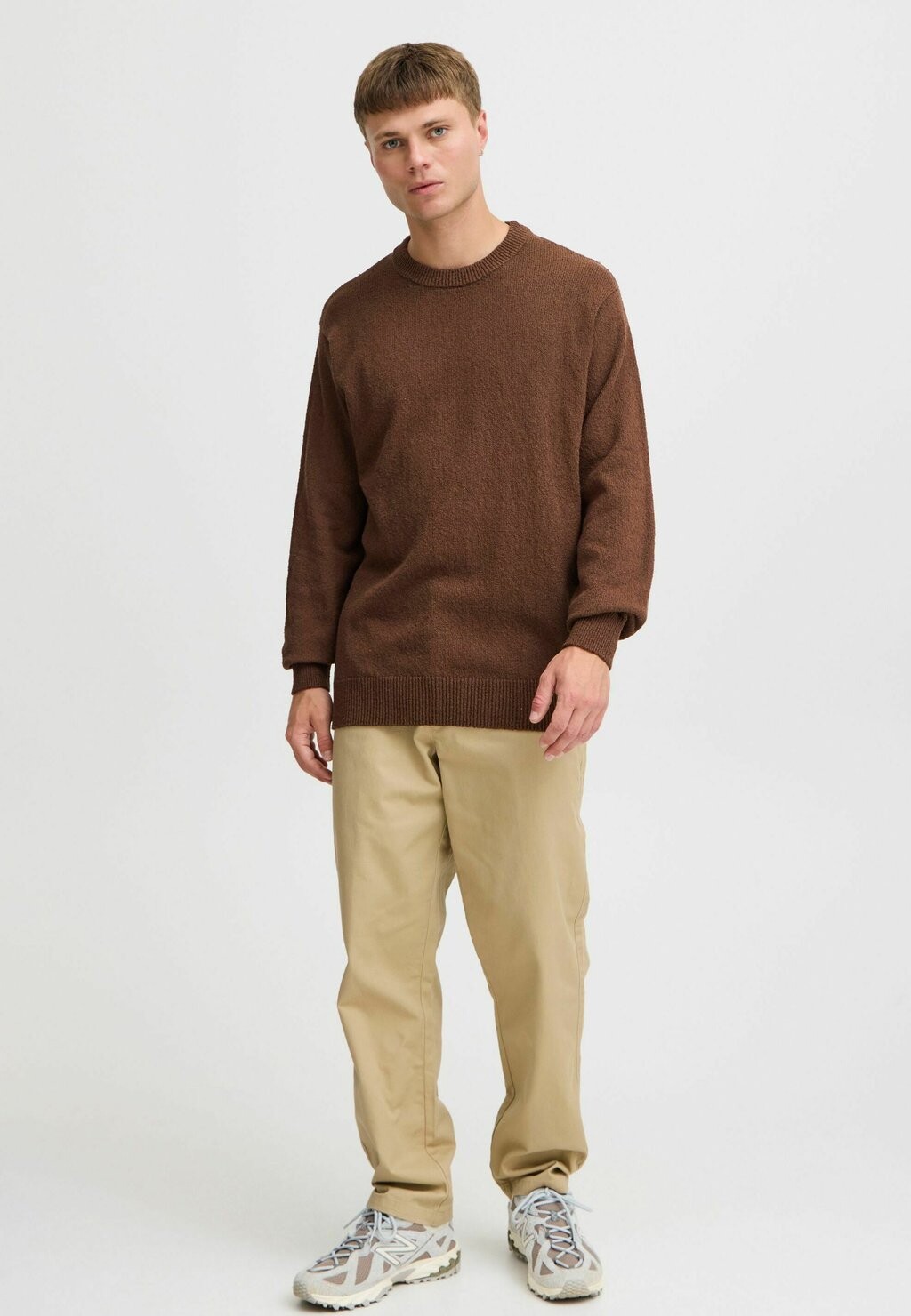 Джемпер IKE Solid, коричневый
Джемпер IKE Solid, коричневый