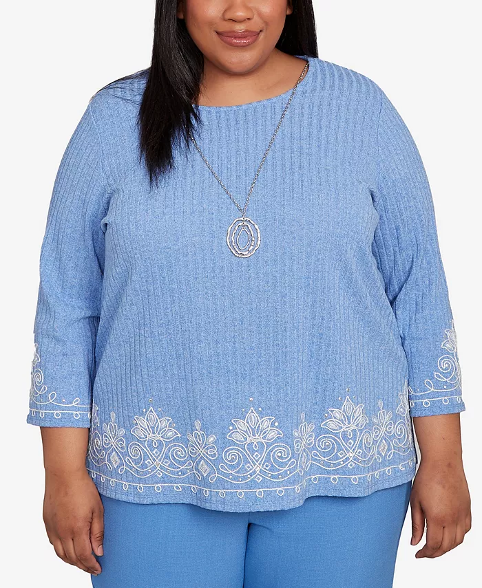 Большой размер, как обычно, топ с медальоном и барвинком, с ожерельем Alfred Dunner, синий
Большой размер, как обычно, топ с медальоном и барвинком, с ожерельем Alfred Dunner, синий