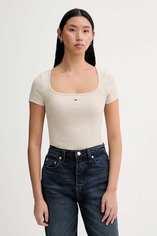 Футболка Tommy Jeans, бежевый
Футболка Tommy Jeans, бежевый