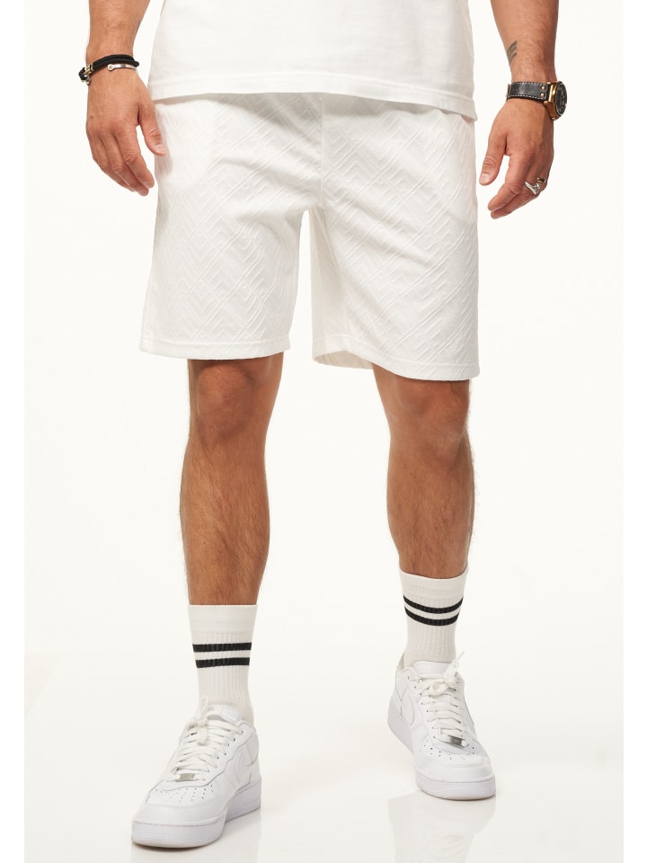 Тканевые шорты CARISMA, экрю
Тканевые шорты CARISMA, экрю