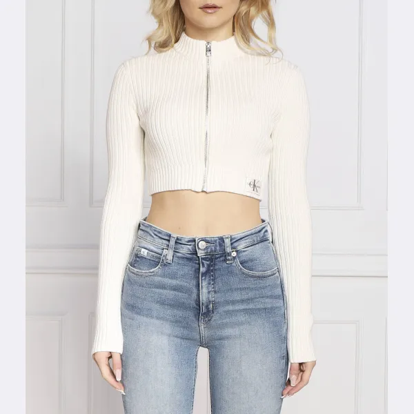 Укороченный кардиган с нашивкой Calvin Klein, бежевый
Укороченный кардиган с нашивкой Calvin Klein, бежевый