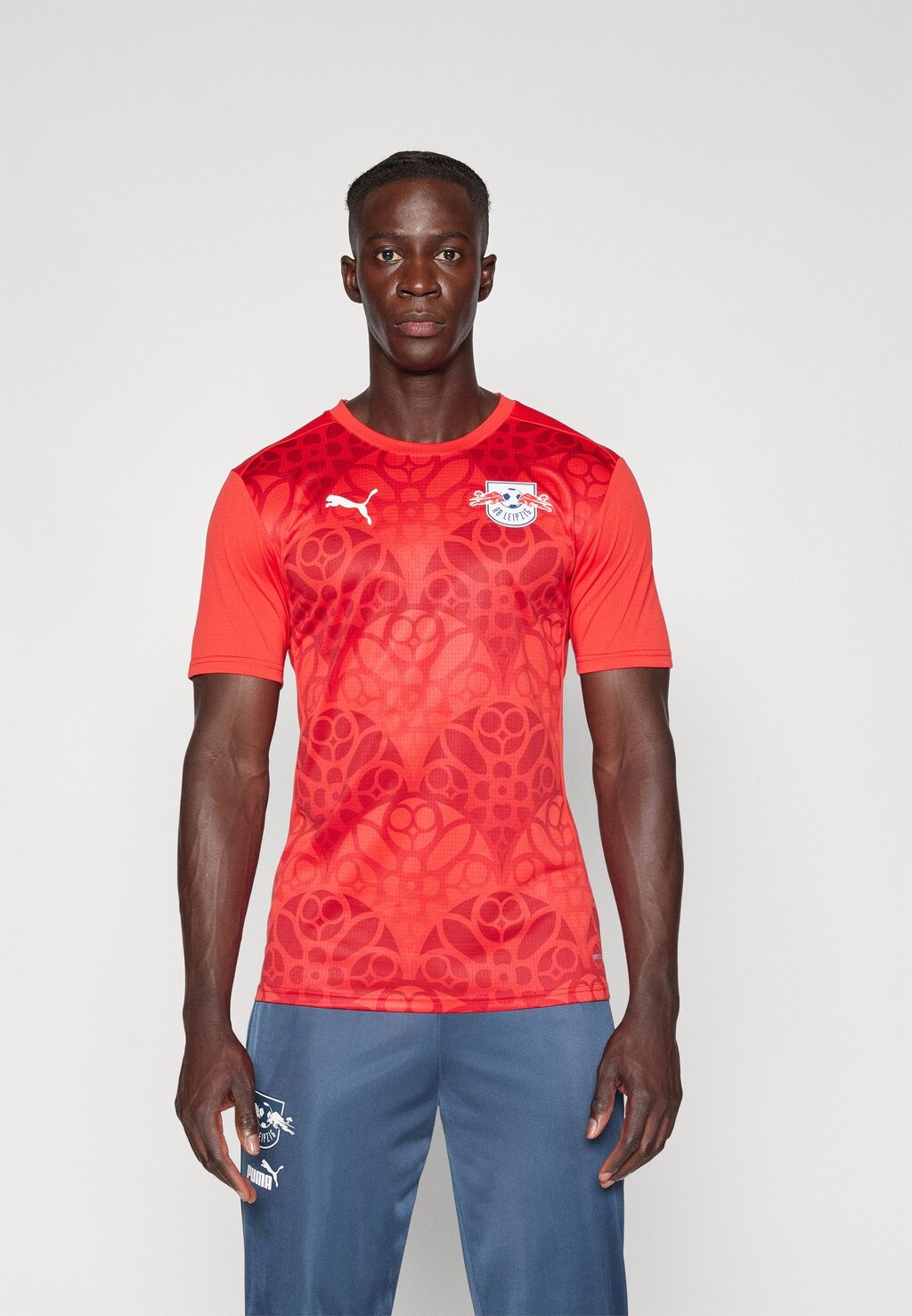 Футбольная майка RB LEIPZIG PREMATCH Puma, красный 
Футбольная майка RB LEIPZIG PREMATCH Puma, красный