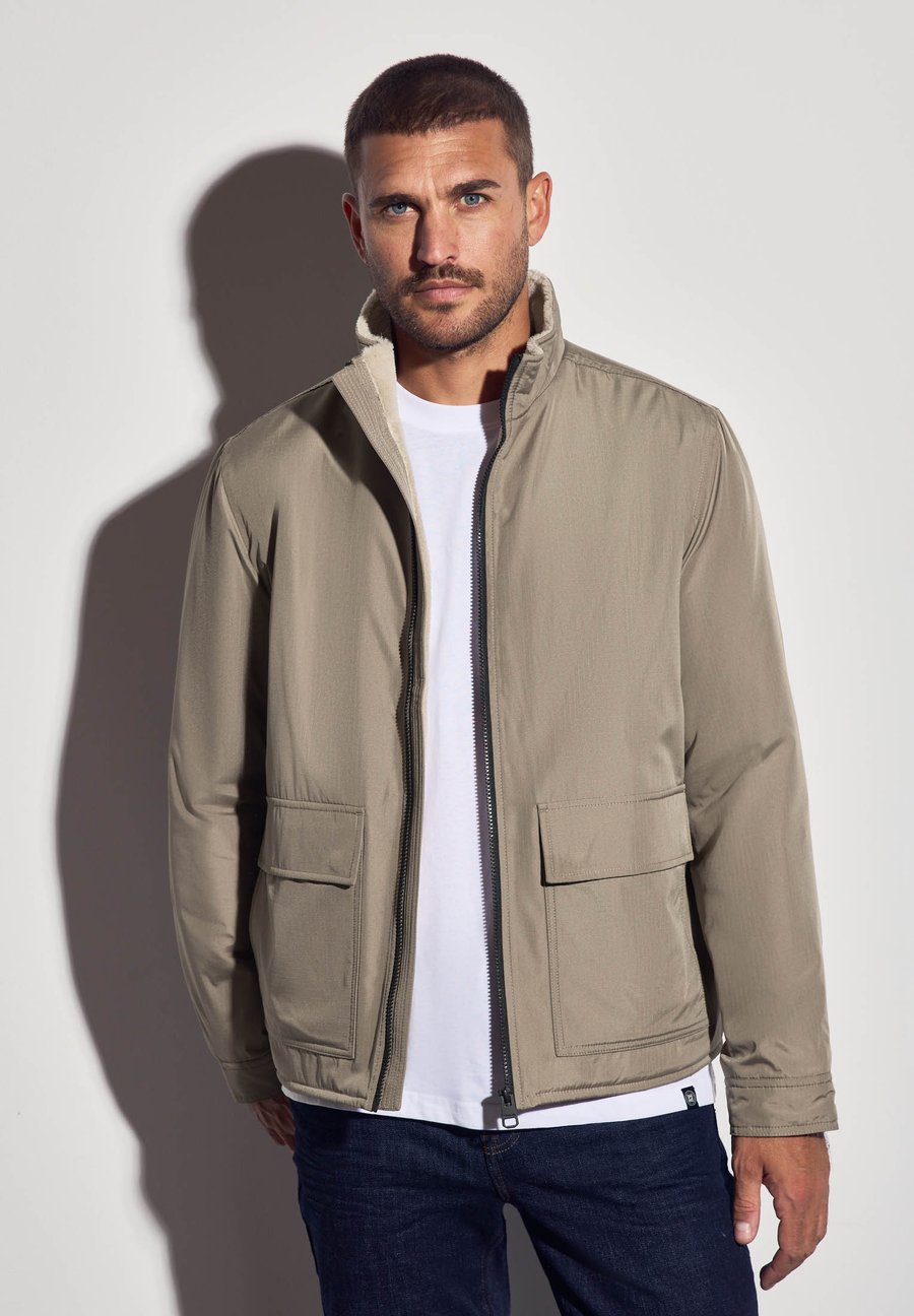 Куртка Street One MEN Light jacket, Braun/Taupe
Куртка Street One MEN Light jacket, Braun/Taupe