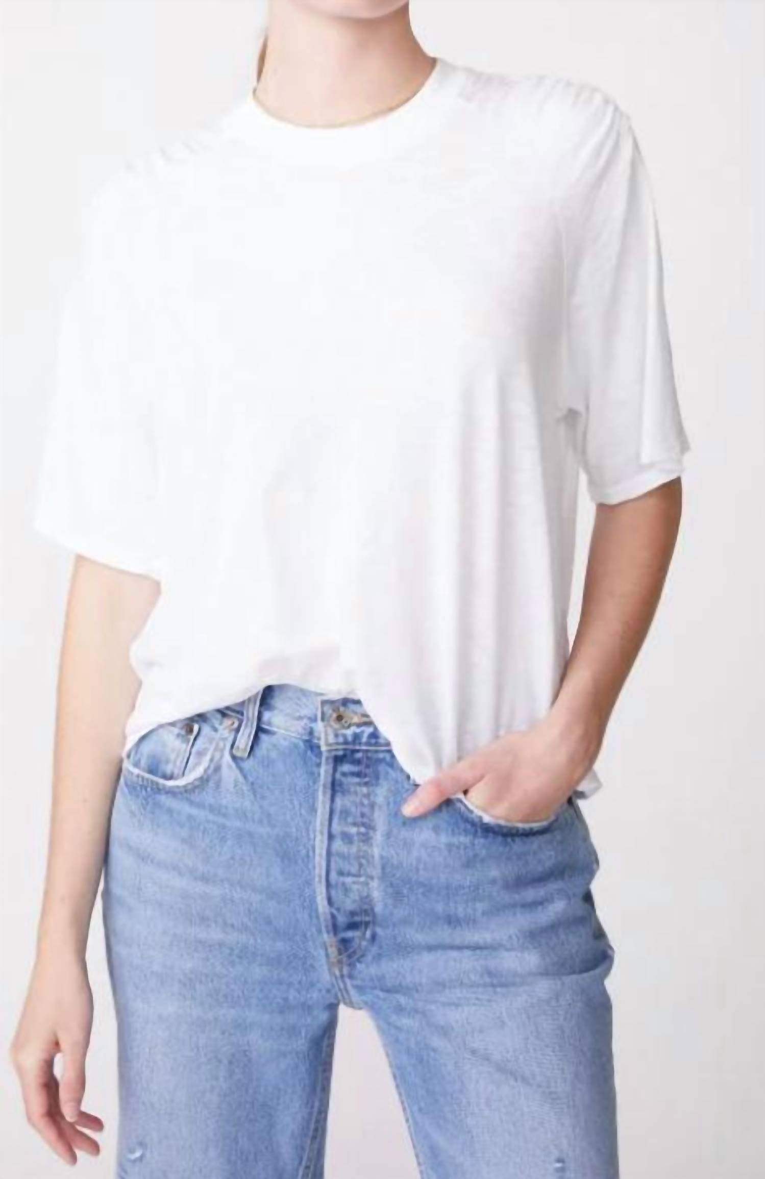 Футболка с коротким рукавом из толстого джерси с присборкой, белого цвета Stateside
Футболка с коротким рукавом из толстого джерси с присборкой, белого цвета Stateside