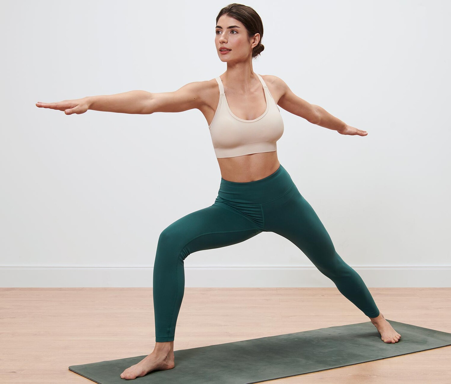 Спортивные колготки легкие теплые Tchibo, изумрудно-зеленый
Спортивные колготки легкие теплые Tchibo, изумрудно-зеленый