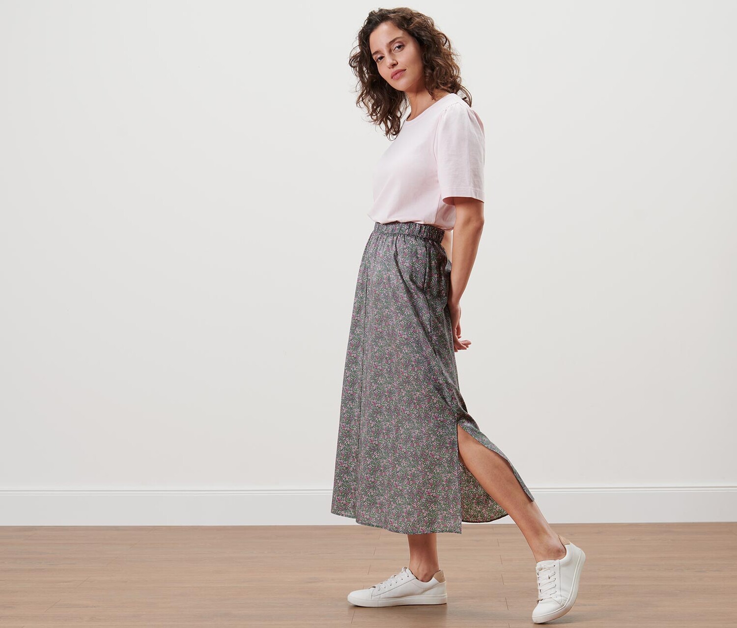 Юбка миди с цветочным принтом Tchibo
Юбка миди с цветочным принтом Tchibo