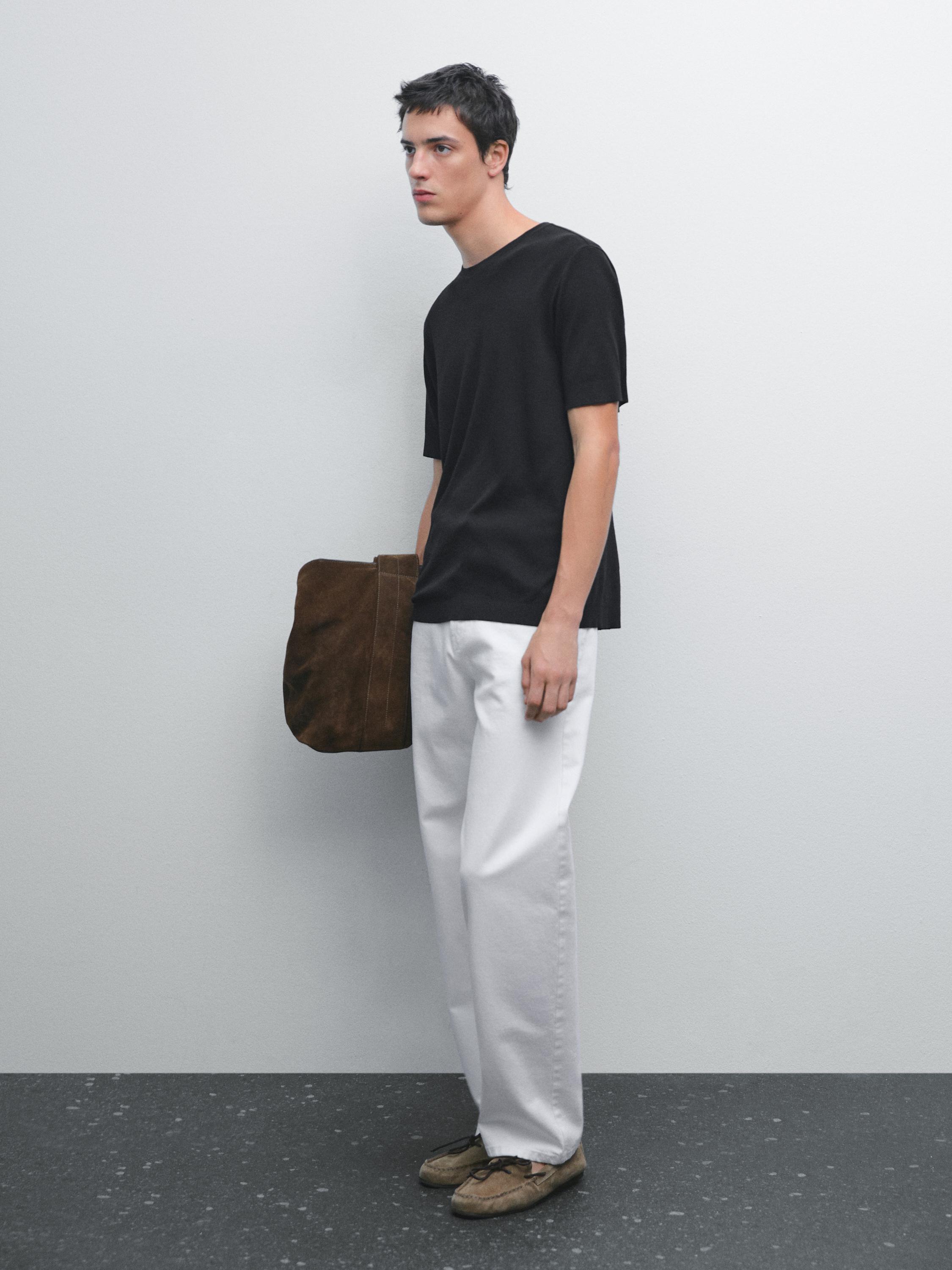 Футболка из 100% хлопка с ребристой отделкой Massimo Dutti, черный
Футболка из 100% хлопка с ребристой отделкой Massimo Dutti, черный