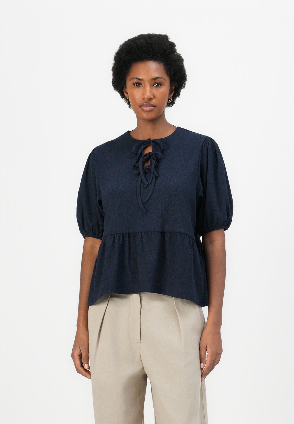 Блуза LOUISE Barbour, темно-синий
Блуза LOUISE Barbour, темно-синий