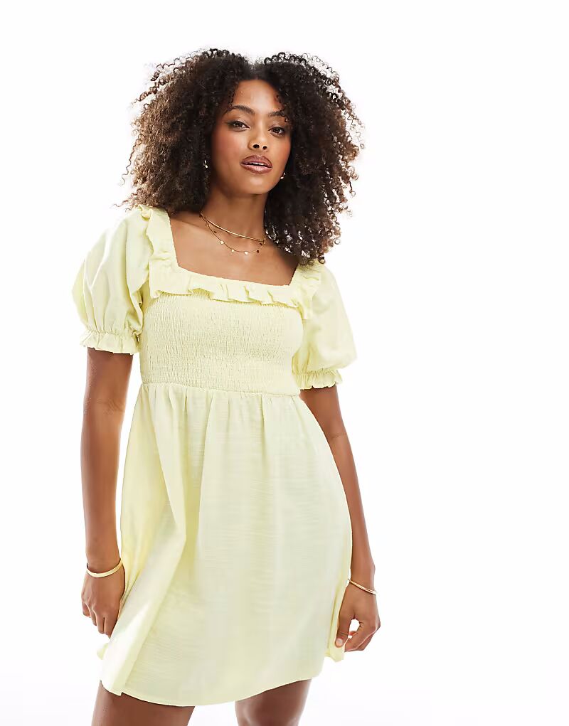 Мини-платье New Look с оборками и сборками желтого цвета
Мини-платье New Look с оборками и сборками желтого цвета