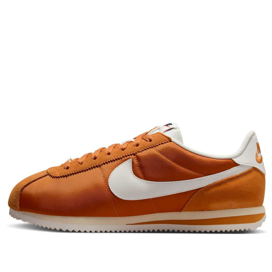 Кроссовки Nike Cortez TXT 'Monarch Muslin Sail'
Кроссовки Nike Cortez TXT 'Monarch Muslin Sail'