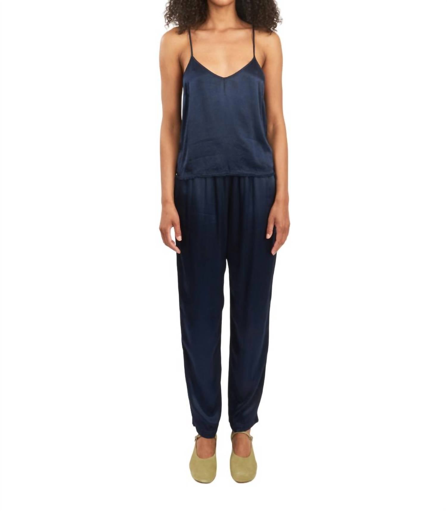 Топ Willow Cami In Midnight Raquel Allegra
Топ Willow Cami In Midnight Raquel Allegra
