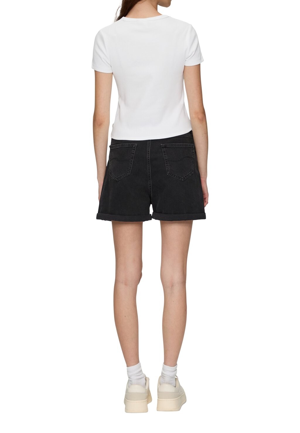 Футболка с принтом IM SLIM FIT MIT STICKEREI QS, белый
Футболка с принтом IM SLIM FIT MIT STICKEREI QS, белый