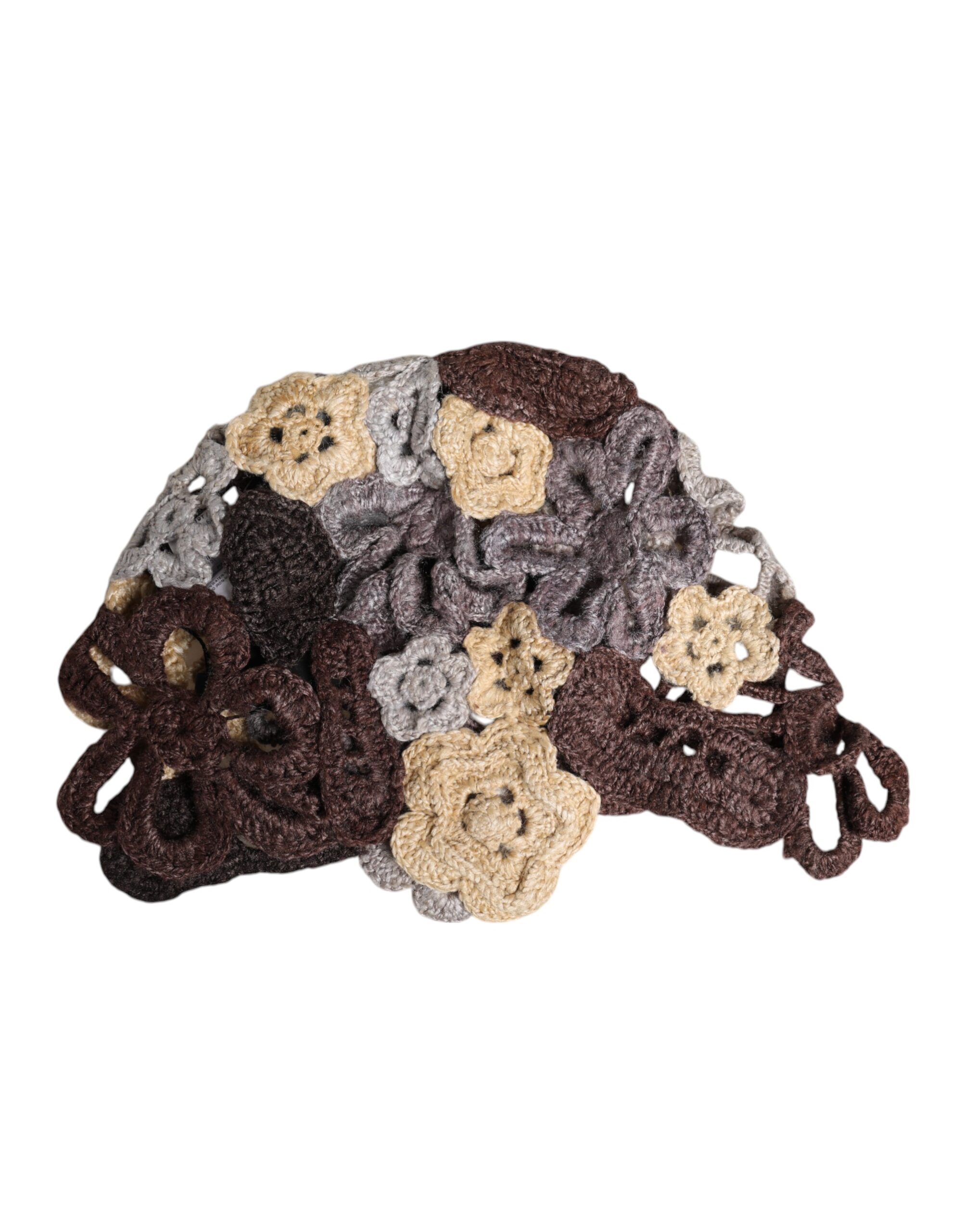 Шапка-бини из разноцветного шелка с цветочным узором Dolce & Gabbana
Шапка-бини из разноцветного шелка с цветочным узором Dolce & Gabbana