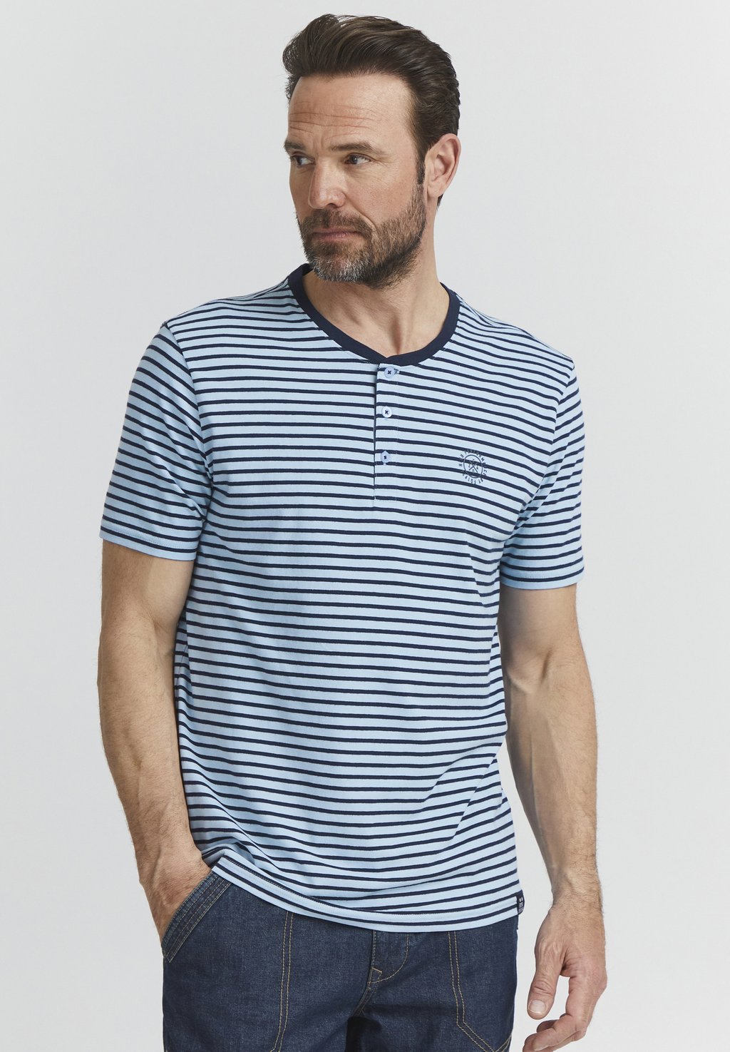 Футболка с принтом FQCAN FQ1924, светло-голубой
Футболка с принтом FQCAN FQ1924, светло-голубой