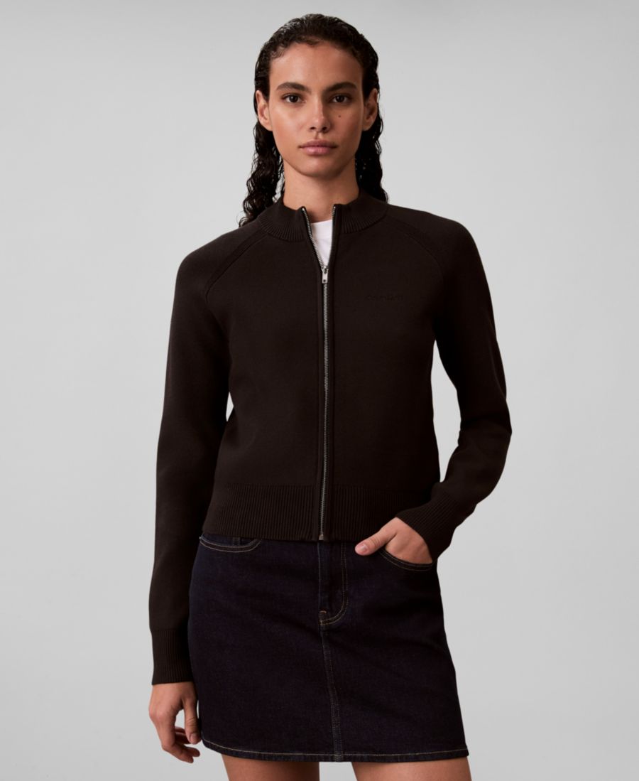 Женский технический кардиган с длинными рукавами и воротником-стойкой Calvin Klein Jeans, Black
Женский технический кардиган с длинными рукавами и воротником-стойкой Calvin Klein Jeans, Black