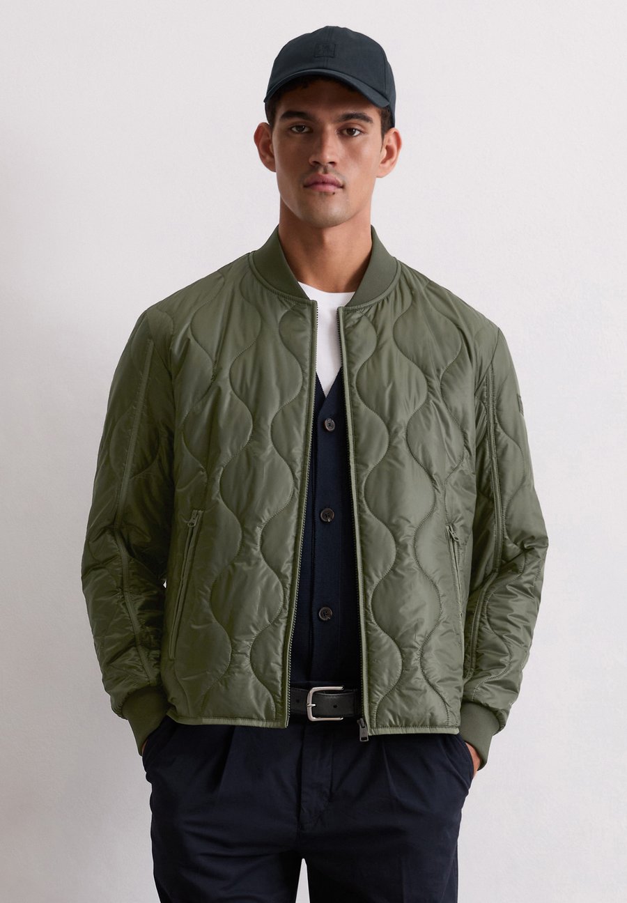 Куртка Marc O'Polo Bomber Jacket, Dark Green
Куртка Marc O'Polo Bomber Jacket, Dark Green