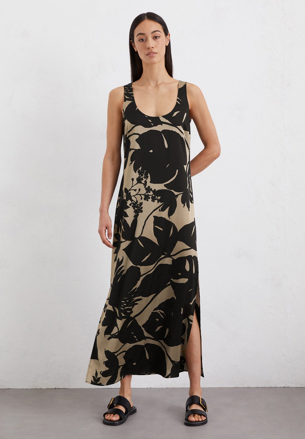 Платье макси REGULAR AUS BEDRUCKTEM STRETCH Marc O'Polo, мультиколор
Платье макси REGULAR AUS BEDRUCKTEM STRETCH Marc O'Polo, мультиколор