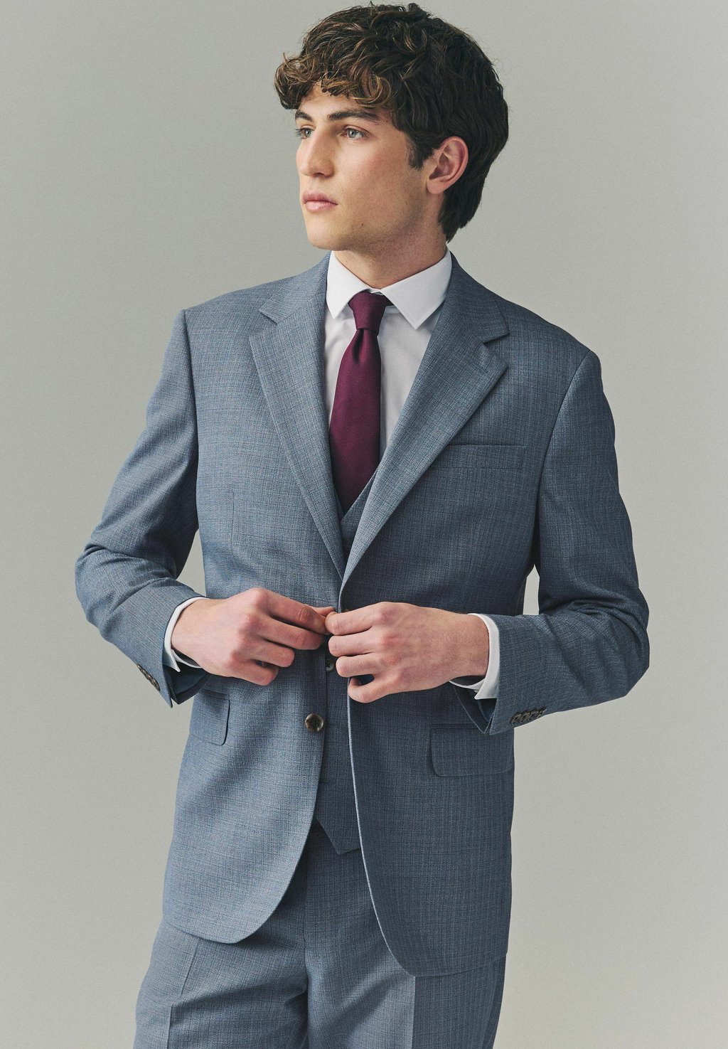 Элегантный пиджак REGULAR FIT Next, синий
Элегантный пиджак REGULAR FIT Next, синий