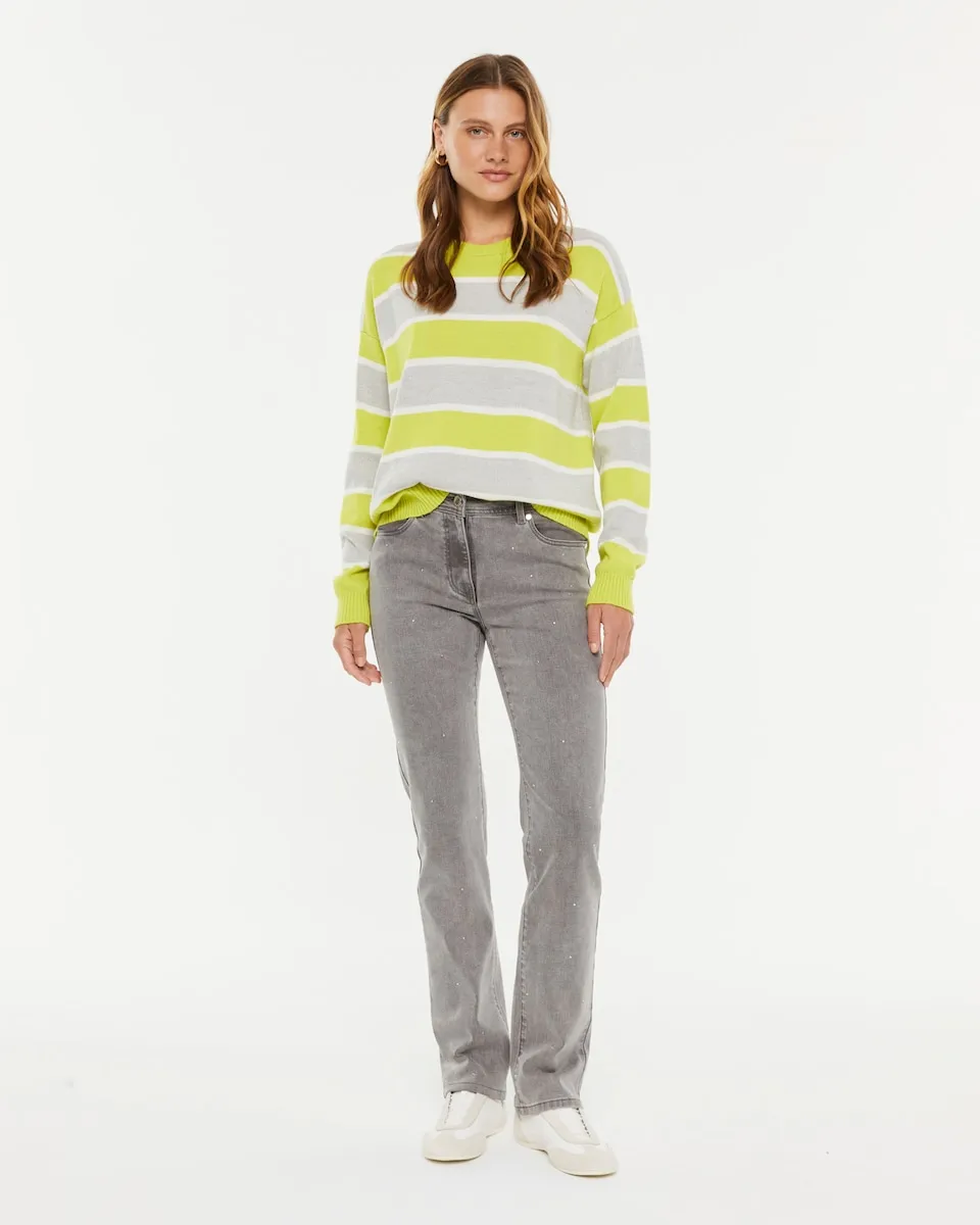 Женские прямые джинсы с маленькими серебряными заклепками Paz Torras
Женские прямые джинсы с маленькими серебряными заклепками Paz Torras