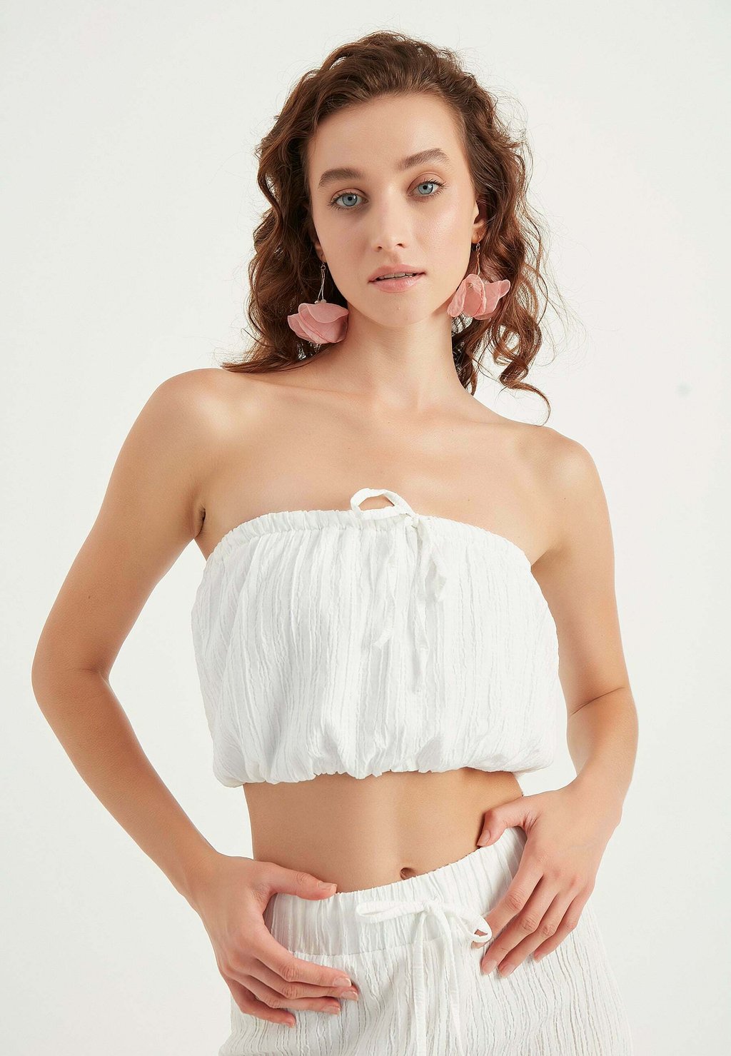 Топ BALLOON SHAPED CROP Chiquelle, белый
Топ BALLOON SHAPED CROP Chiquelle, белый