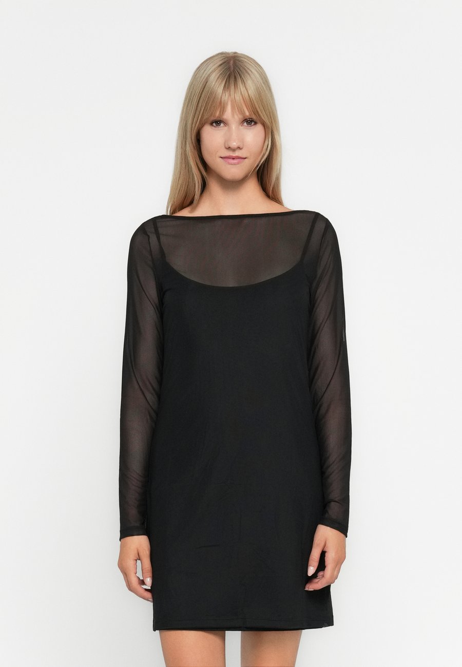 Платье GAP MINI DRESS, True Black/Black
Платье GAP MINI DRESS, True Black/Black