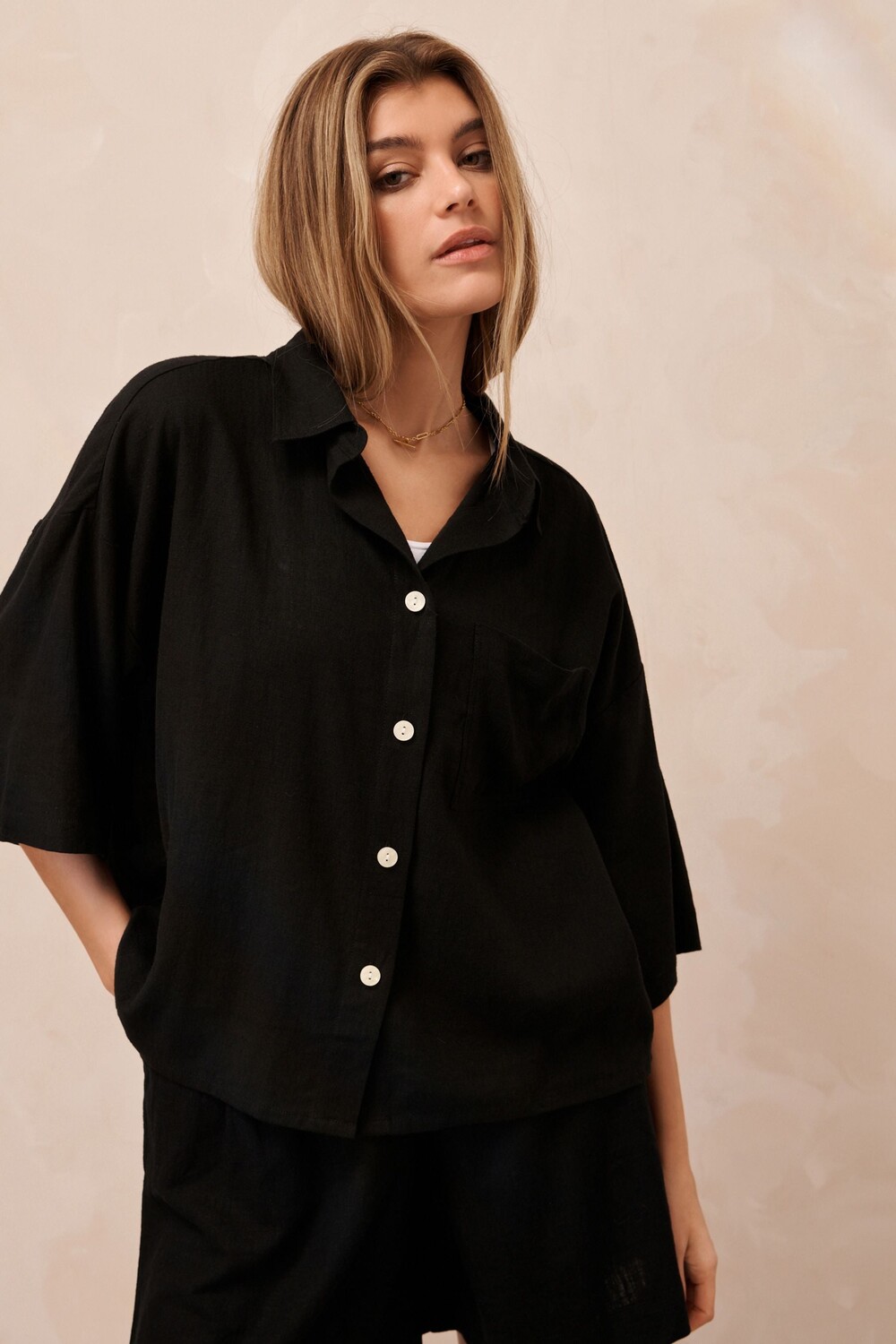 Рубашка из смесового льна Next, черный
Рубашка из смесового льна Next, черный