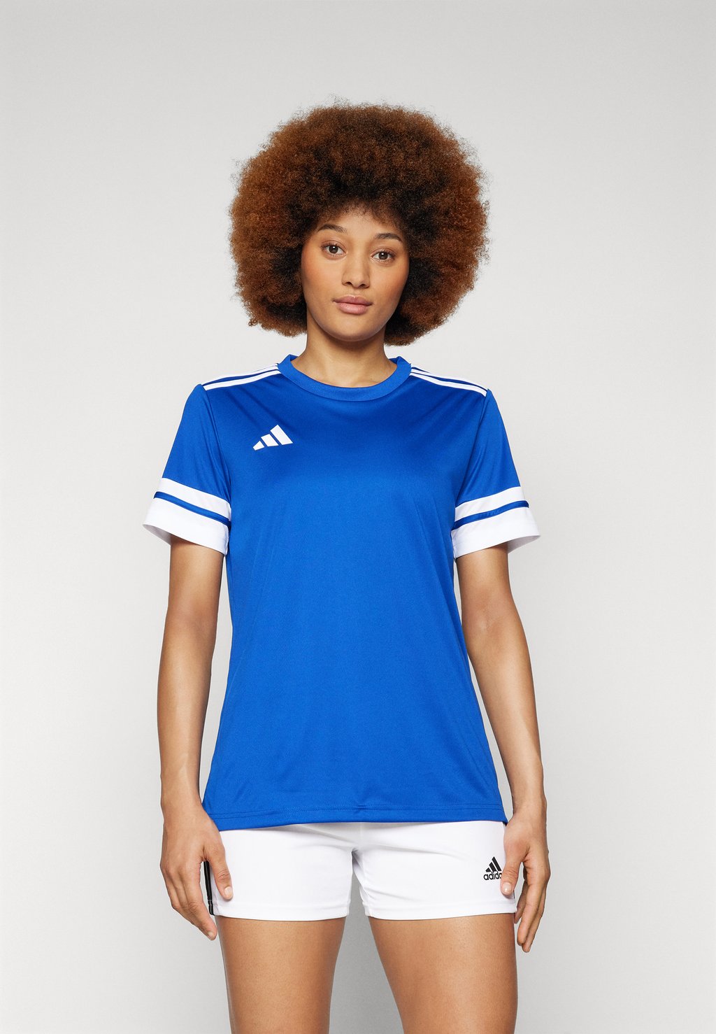 Спортивная футболка SQUADRA25 WOMEN adidas Performance, синий
Спортивная футболка SQUADRA25 WOMEN adidas Performance, синий