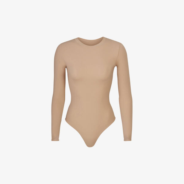 Боди из эластичной ткани с круглым вырезом подходит всем Skims, цвет clay
Боди из эластичной ткани с круглым вырезом подходит всем Skims, цвет clay