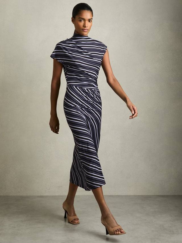 Платье в полоску от диллона Reiss, синий/разноцветный
Платье в полоску от диллона Reiss, синий/разноцветный