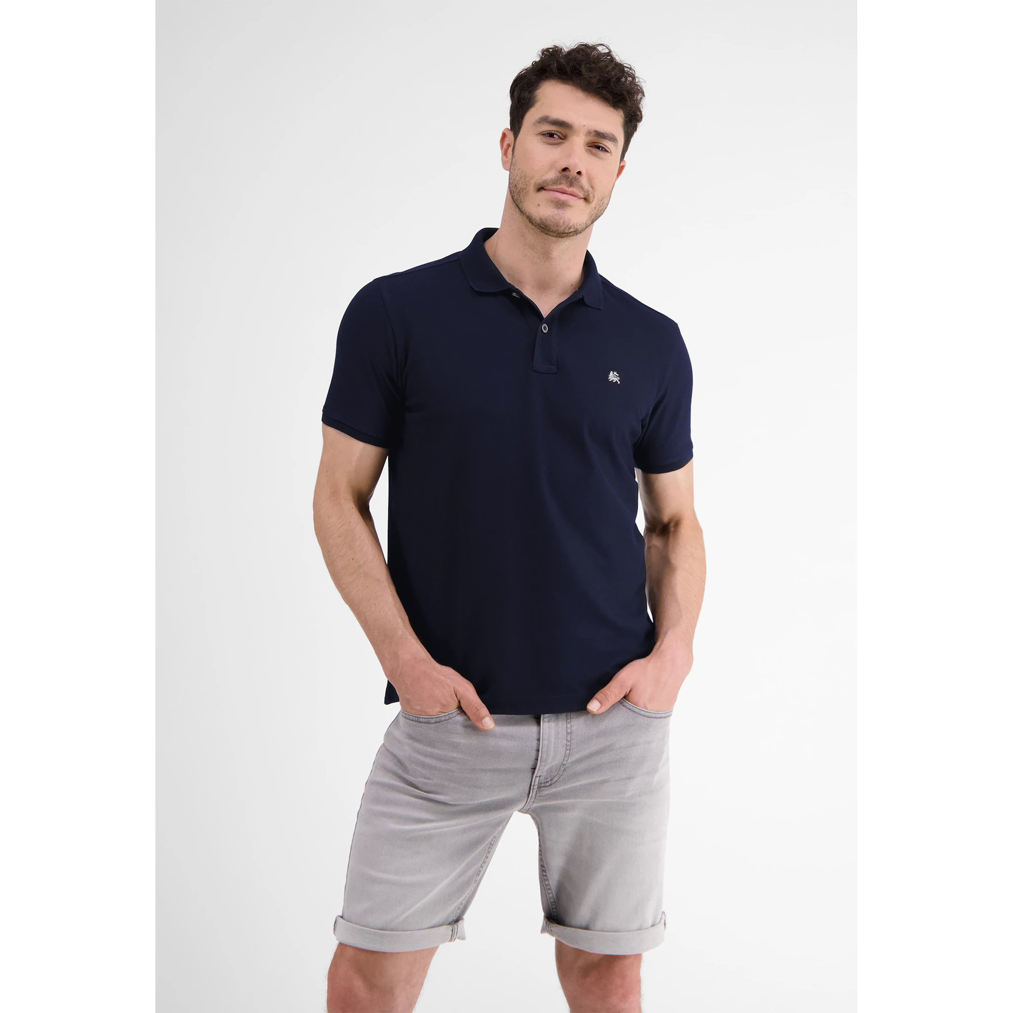 Рубашка-поло LERROS "Классический стиль поло LERROS из пике *Cool & Dry*", цвет морской волны
Рубашка-поло LERROS "Классический стиль поло LERROS из пике *Cool & Dry*", цвет морской волны