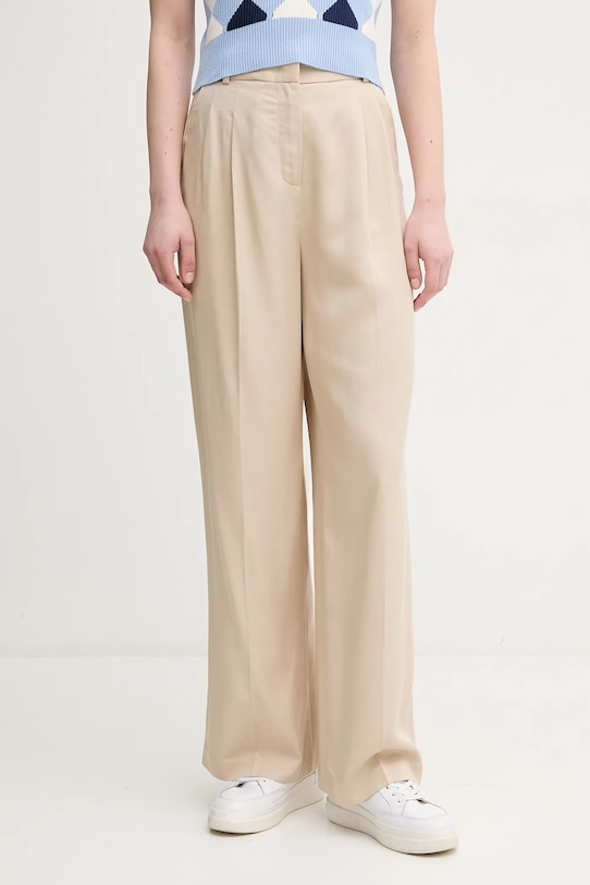 Брюки United Colors Of Benetton, бежевый 
Брюки United Colors Of Benetton, бежевый
