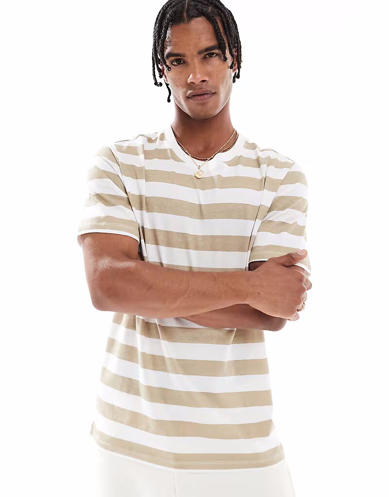 Футболка JJ Rebel прямого кроя в кремово-белую полоску
Футболка JJ Rebel прямого кроя в кремово-белую полоску