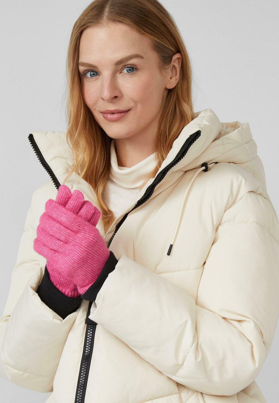 Перчатки s.Oliver Gloves, Pink
Перчатки s.Oliver Gloves, Pink