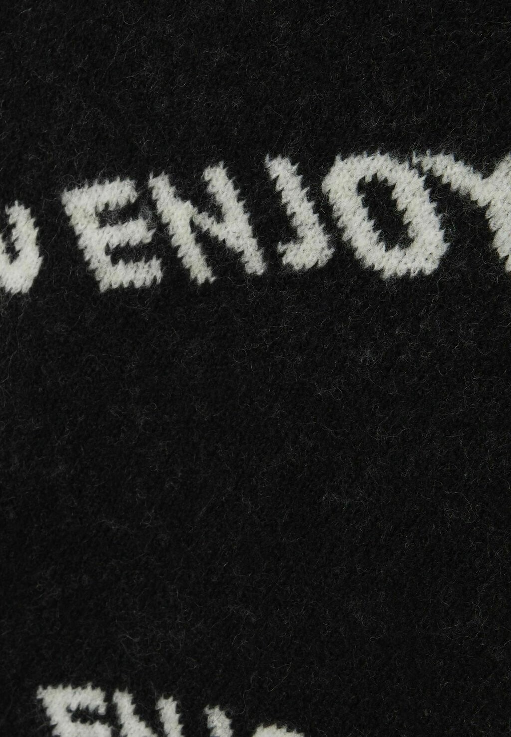 Джемпер LANGARM Name it, черный
Джемпер LANGARM Name it, черный