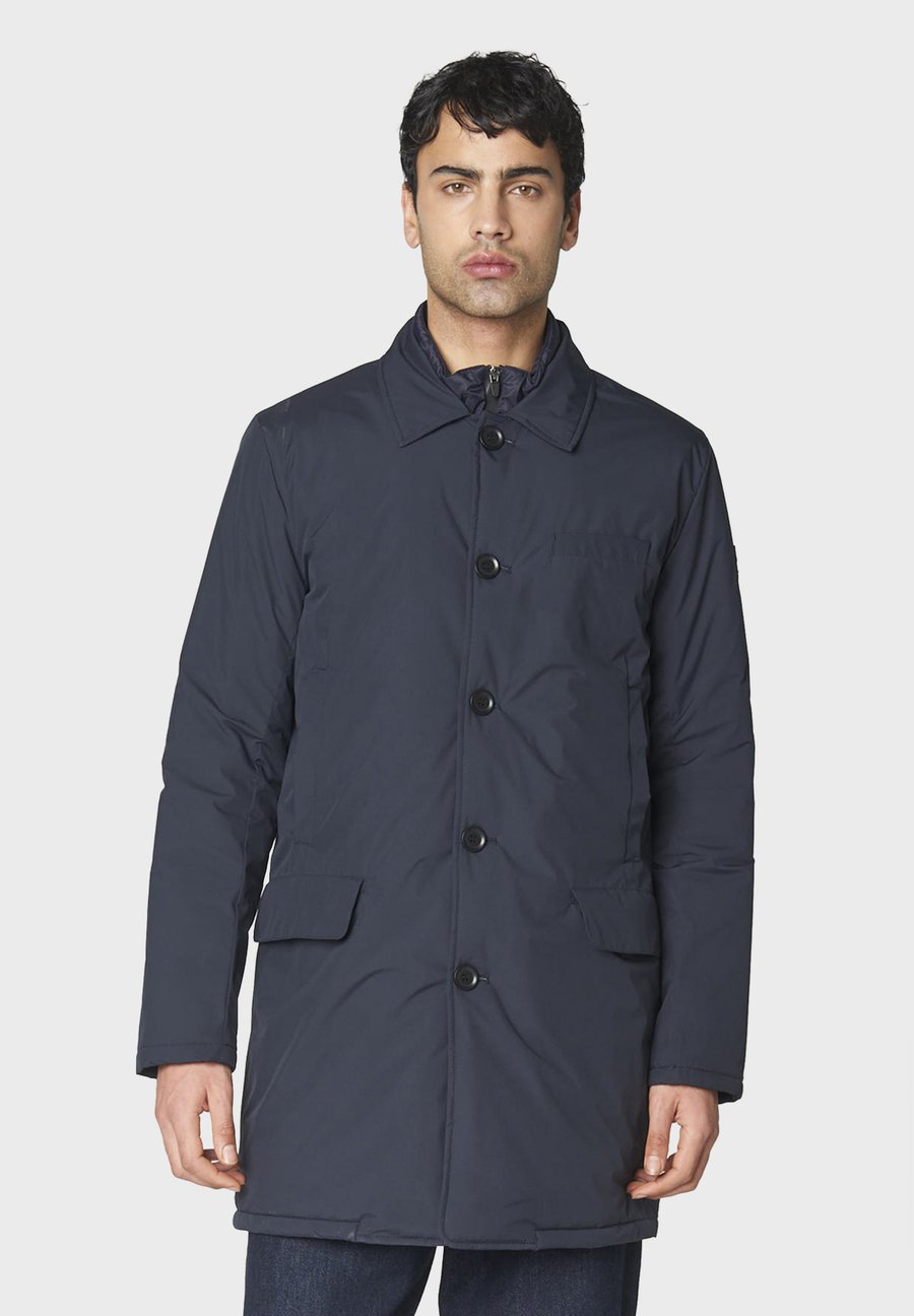 Пальто Canadian Classics Short coat, Navy Blue/Mottled Dark Blue
Пальто Canadian Classics Short coat, Navy Blue/Mottled Dark Blue