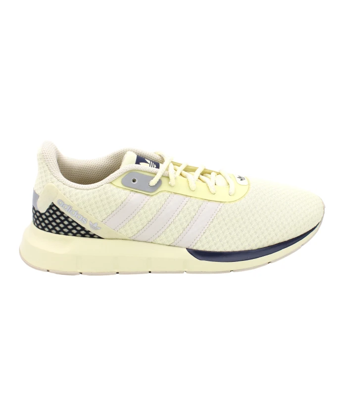 Кроссовки Swift Run RF Adidas, бежевый
Кроссовки Swift Run RF Adidas, бежевый