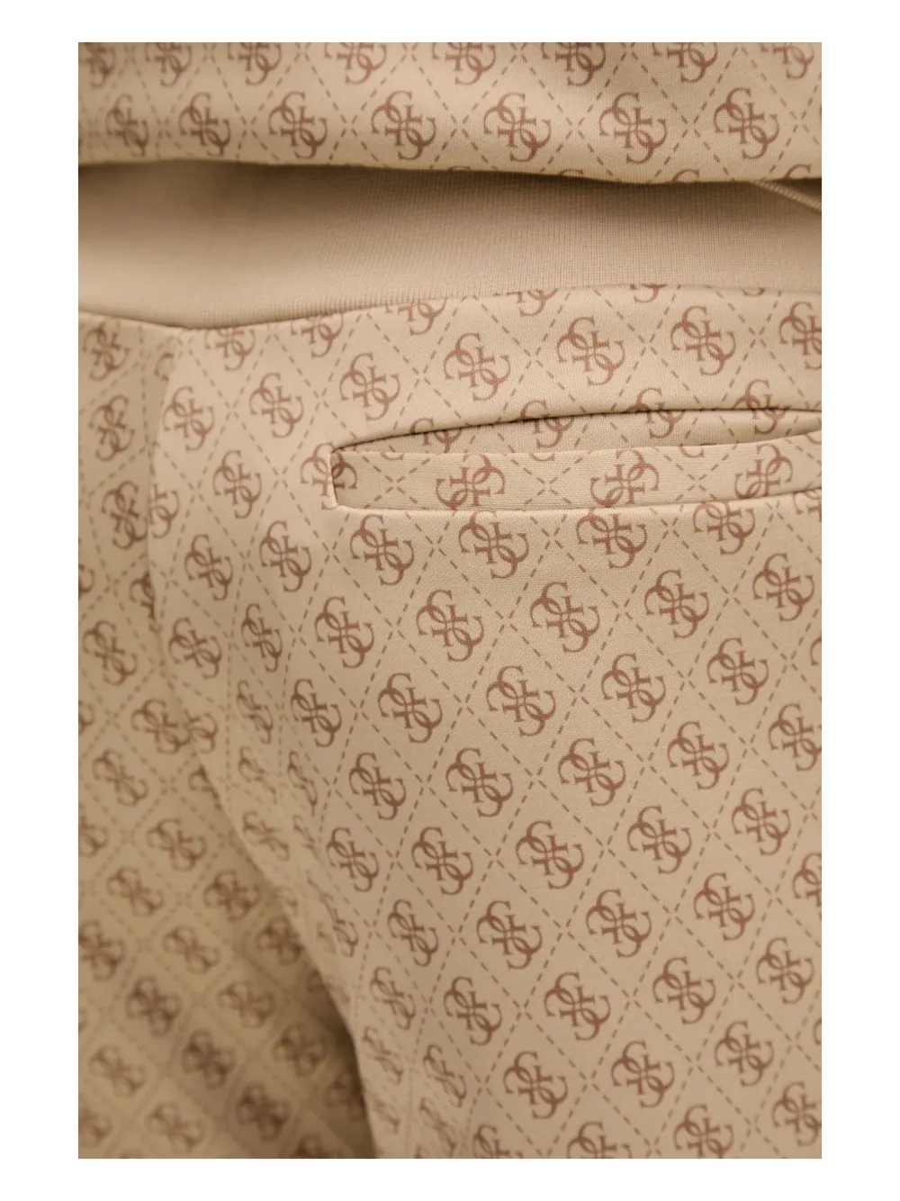 Треники Korbin Guess Usa, бежевый
Треники Korbin Guess Usa, бежевый