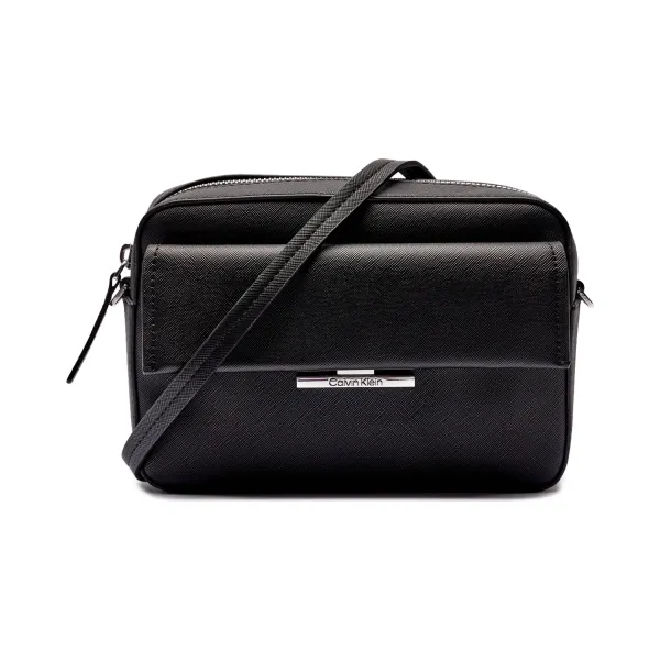 Сумка-Мессенджер из сафьяновой кожи Calvin Klein, черный
Сумка-Мессенджер из сафьяновой кожи Calvin Klein, черный