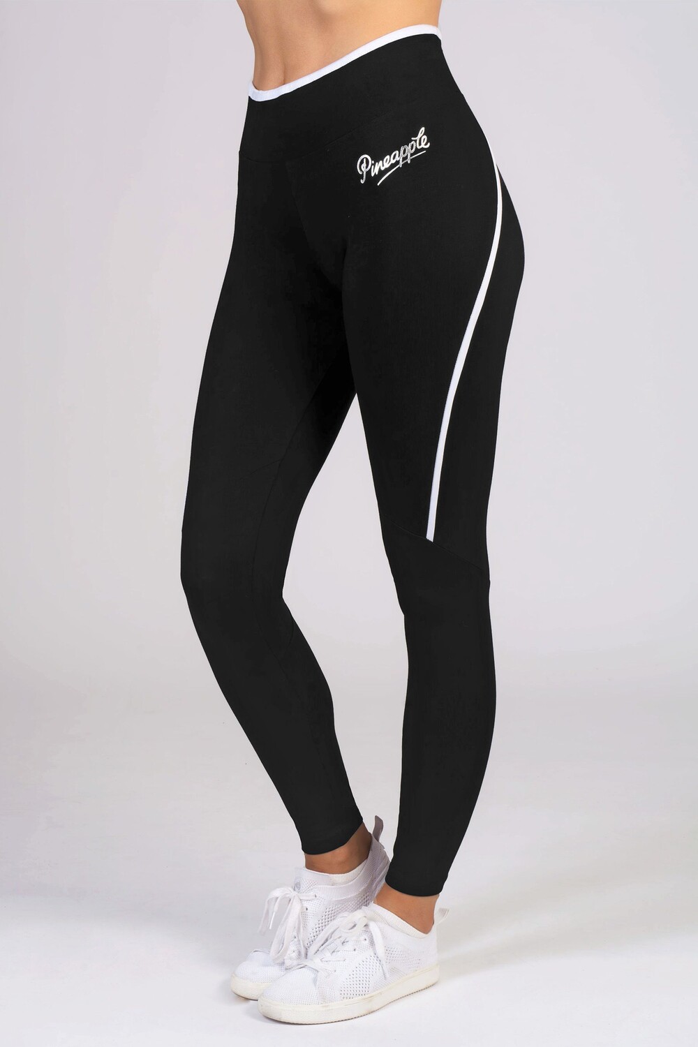 Черные женские леггинсы с декоративной отделкой и полосатым узором Pineapple, черный
Черные женские леггинсы с декоративной отделкой и полосатым узором Pineapple, черный