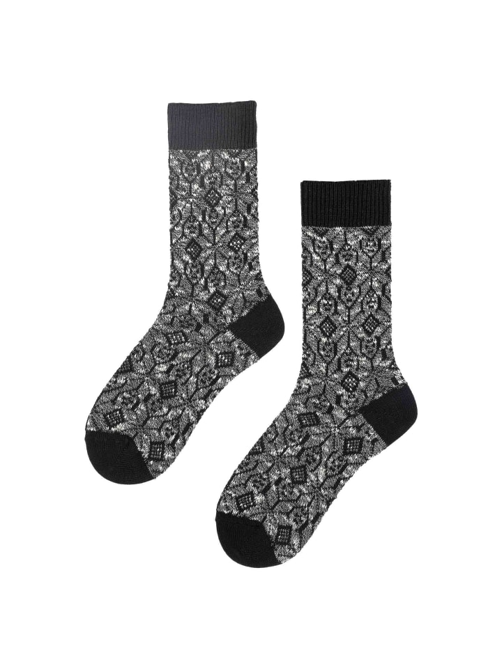 Носки с рисунком Earthy Graphic черного цвета Hudson
Носки с рисунком Earthy Graphic черного цвета Hudson