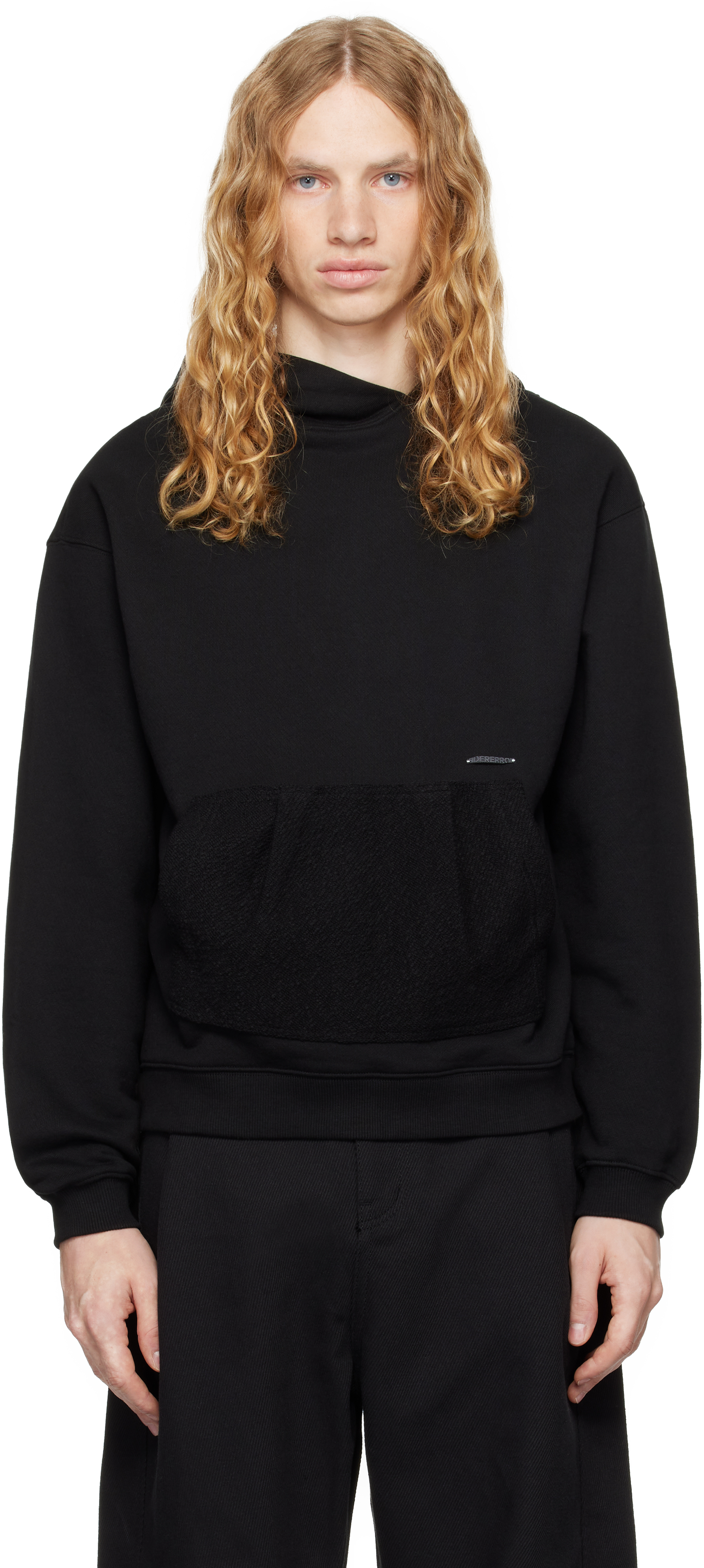 Черный продукт. 37 Толстовка с капюшоном ADER error
Черный продукт. 37 Толстовка с капюшоном ADER error