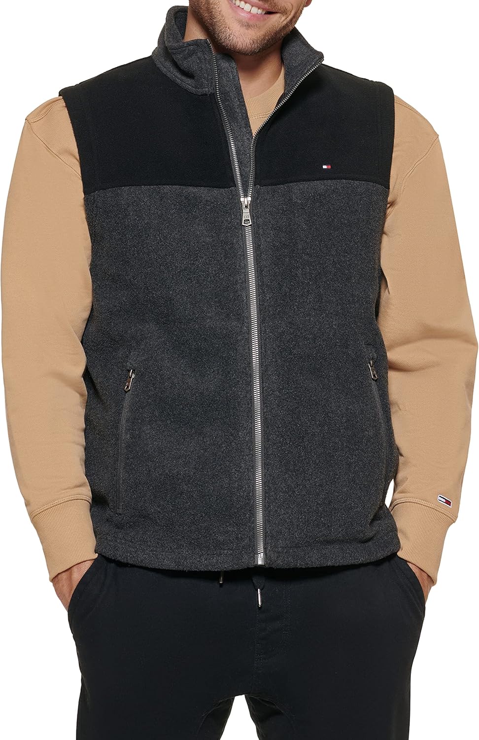 Легкий мужской жилет Tommy Hilfiger Polar Fleece, Black/Charcoal
Легкий мужской жилет Tommy Hilfiger Polar Fleece, Black/Charcoal