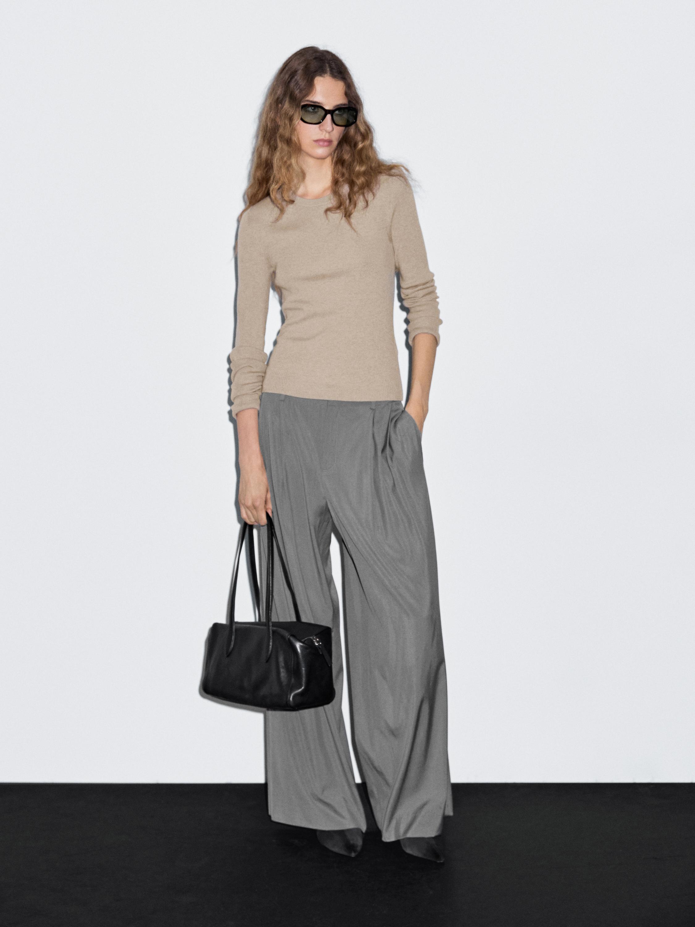 Свитер из смесовой шерсти в рубчик Massimo Dutti, Mink
Свитер из смесовой шерсти в рубчик Massimo Dutti, Mink