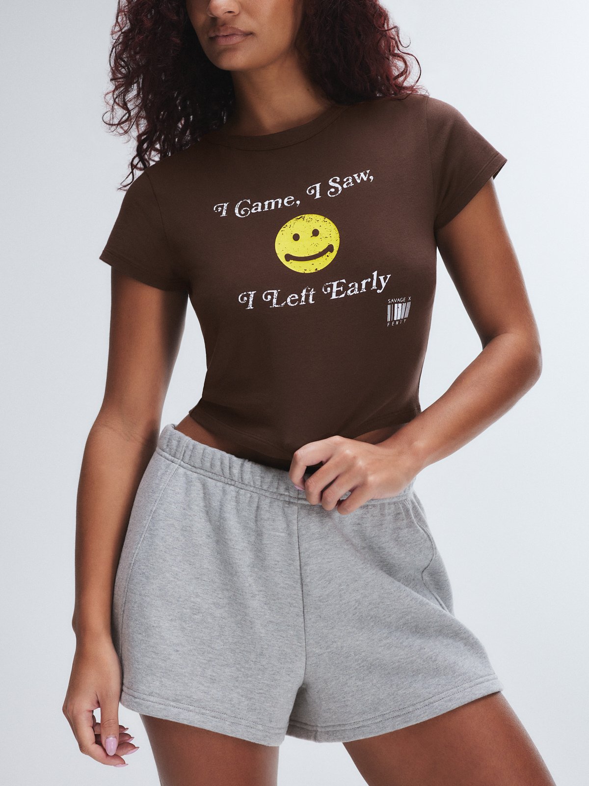 Футболка Savage X Fenty Cotton Essentials Graphic Baby, цвет Double Espresso Brown Left Early Graphic
Футболка Savage X Fenty Cotton Essentials Graphic Baby, цвет Double Espresso Brown Left Early Graphic