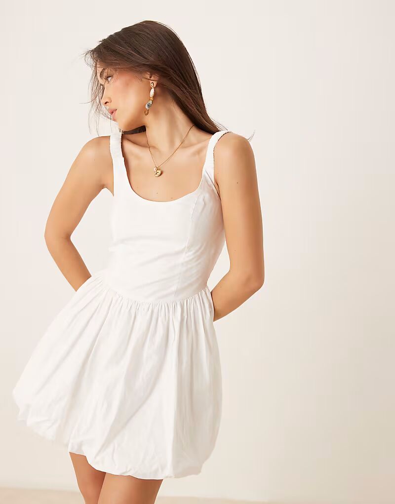 Структурированное мини-платье Loie от Nobody's Child белого цвета
Структурированное мини-платье Loie от Nobody's Child белого цвета