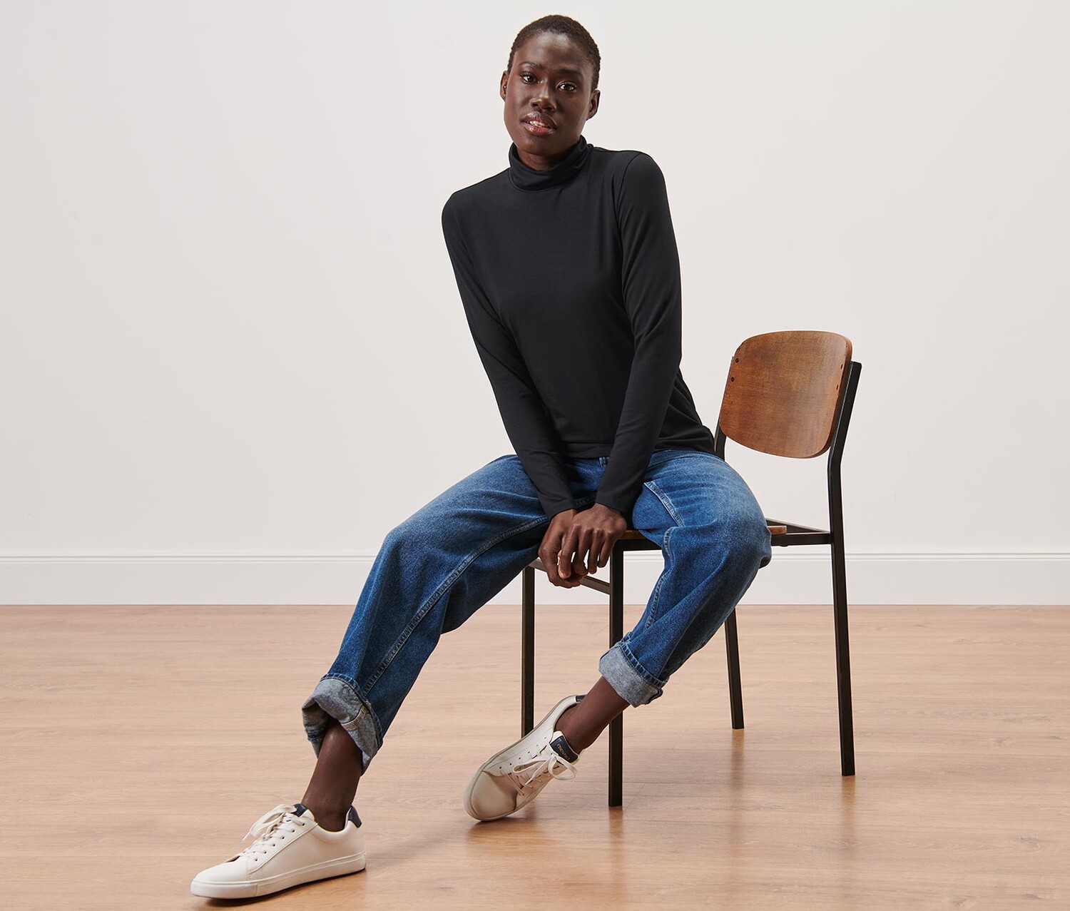 Рубашка с высоким воротником Tchibo, черный
Рубашка с высоким воротником Tchibo, черный