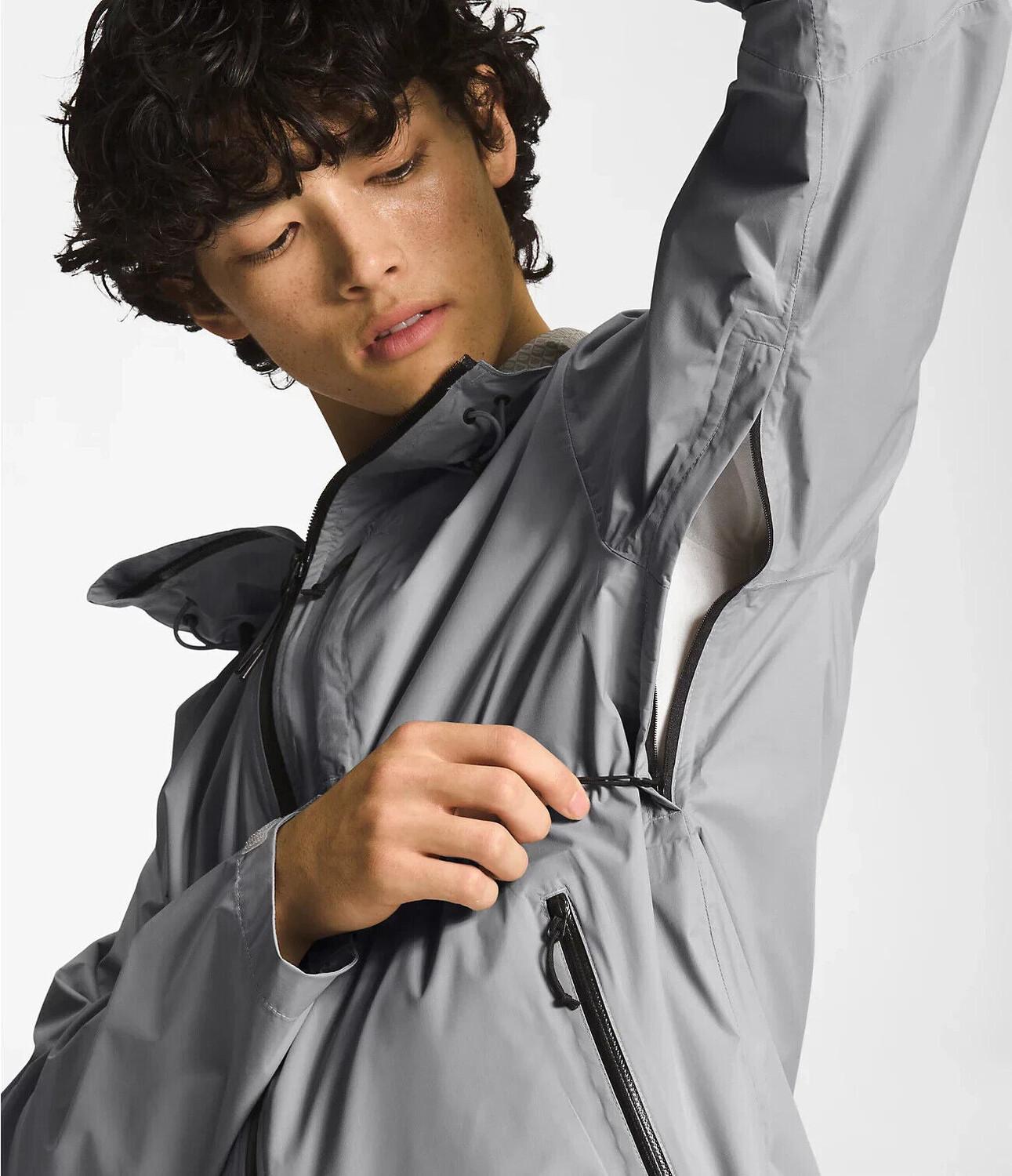 Мужская куртка Vista The North Face Alta NF0A7QAWA91, серый
Мужская куртка Vista The North Face Alta NF0A7QAWA91, серый