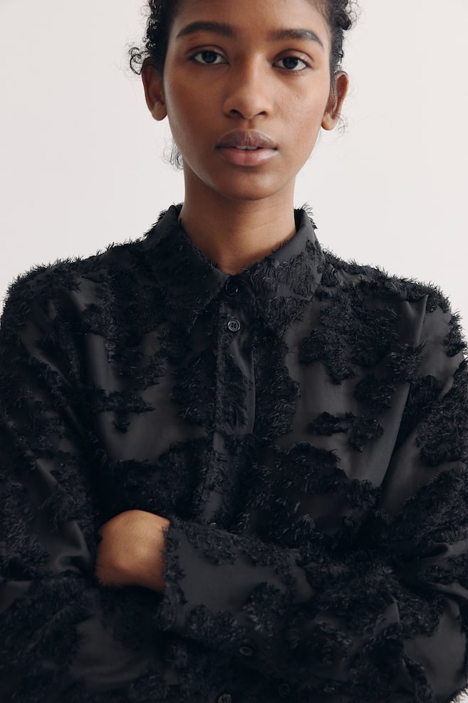 Блузка из структурированной ткани H&M, черный 
Блузка из структурированной ткани H&M, черный