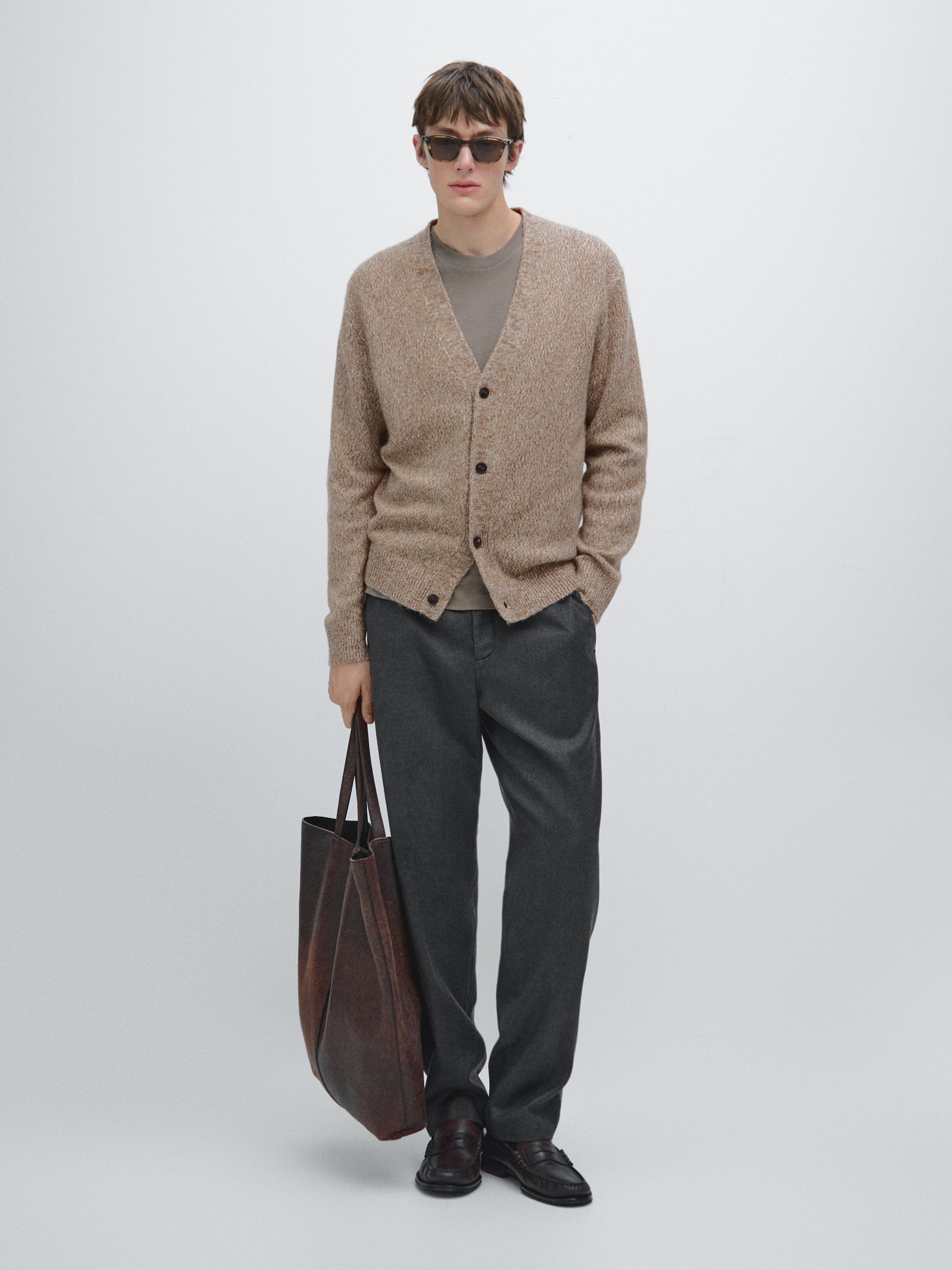 Кардиган из смесовой шерсти Massimo Dutti, бежевый
Кардиган из смесовой шерсти Massimo Dutti, бежевый